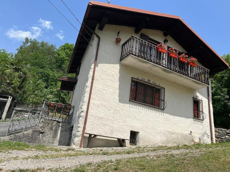La Casetta Delle Nuvole Mazzo di Valtellina Eksteriør bilde